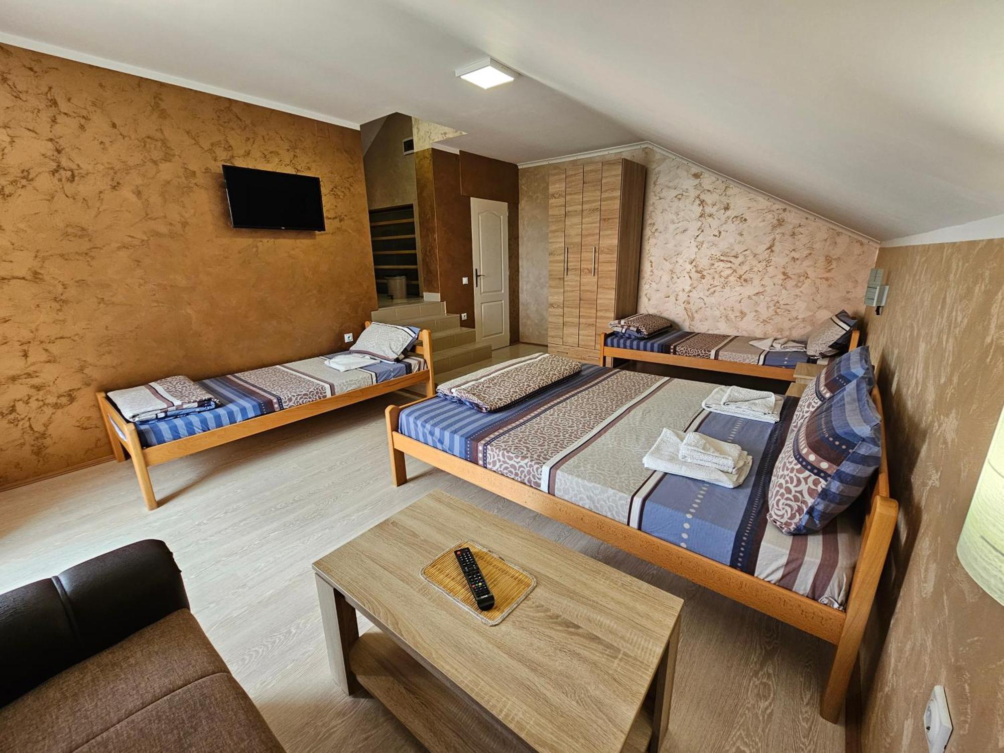 Apartments Nikolic Сокобаня Экстерьер фото